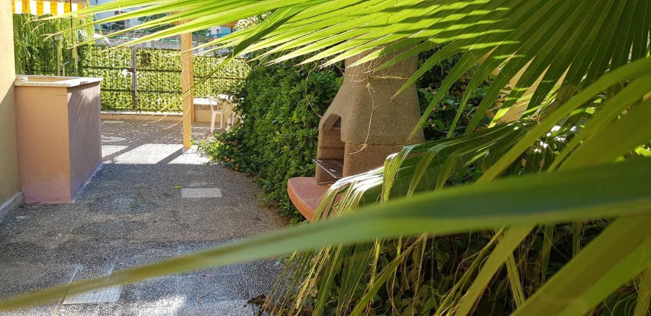 Appartamento Con Giardino Sul Mare Gallipoli Exterior photo